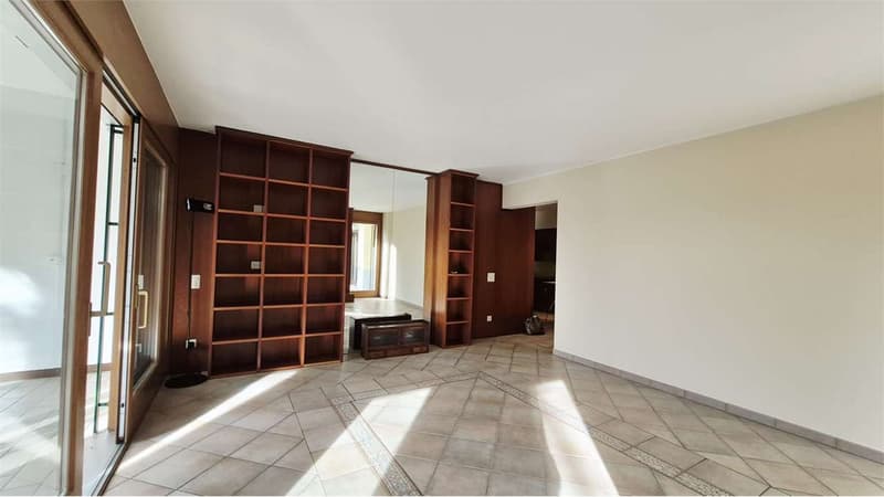 AFFITTASI - APPARTAMENTO 4.5 LOCALI CON VISTA LAGO (8)