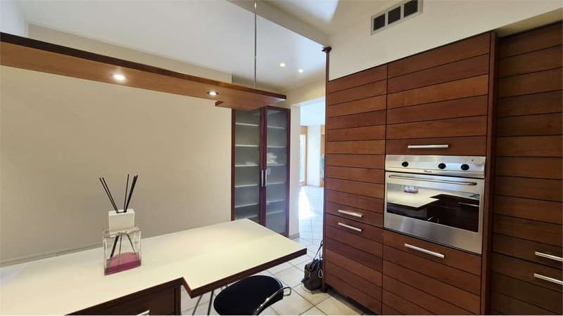 AFFITTASI - APPARTAMENTO 4.5 LOCALI CON VISTA LAGO (4)