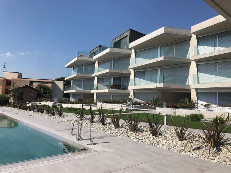 APPARTAMENTO 4.5 LOC. CON PISCINA MORBIO INFERIORE (11)