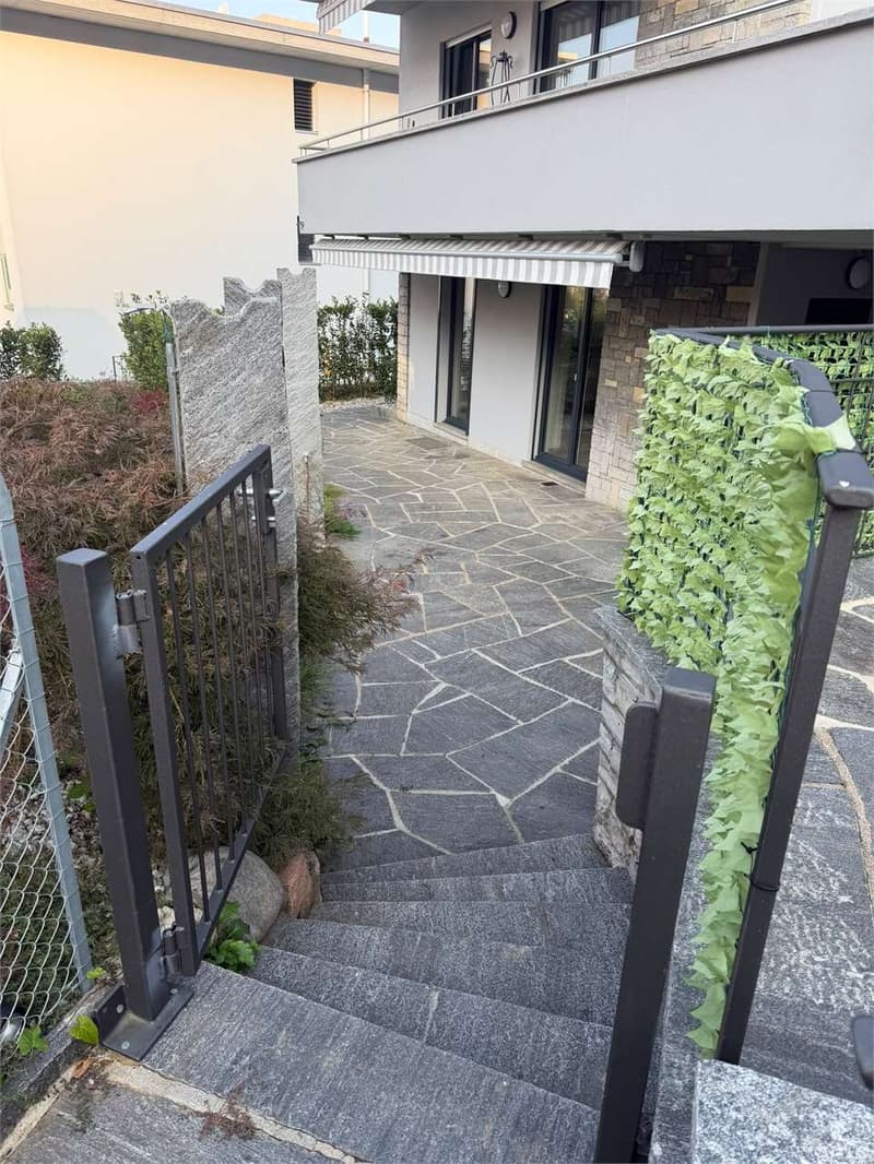 Luminoso e Moderno 3.5 Locali con Giardino Privato a Pregassona (12)