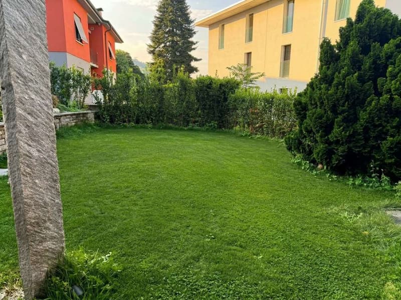 Luminoso e Moderno 3.5 Locali con Giardino Privato a Pregassona (1)