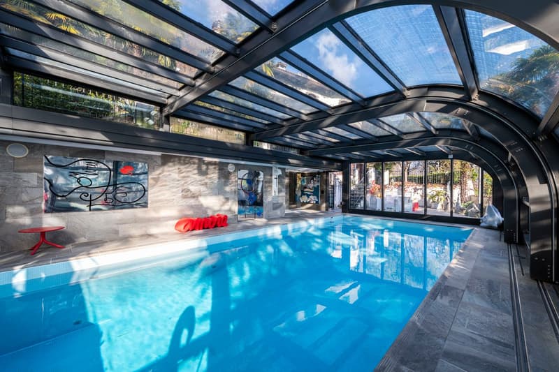 Exklusive Villa mit atemberaubendem Seeblick und luxuriöser Ausstattung in Lugano (18)