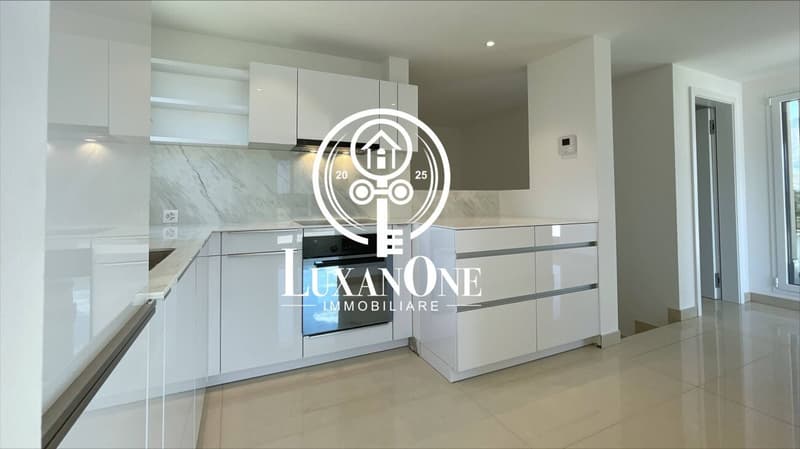 Zwischen Himmel und See – Exklusive 3.5 Zimmer Attika-Duplex mit Panorama-Terrasse und Pavillon (9)