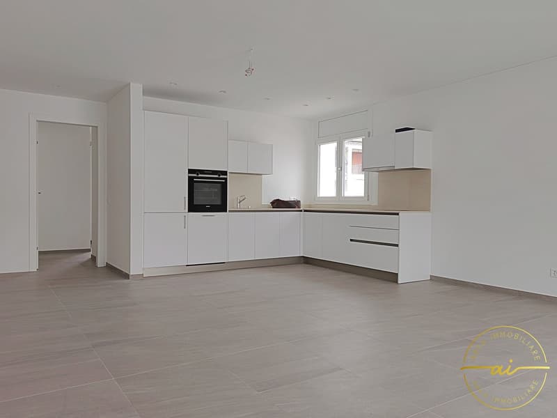 APPARTAMENTO DI 3.5 LOCALI AL SECONDO PIANO NELLA NUOVA RESIDENZA REGINA (2)