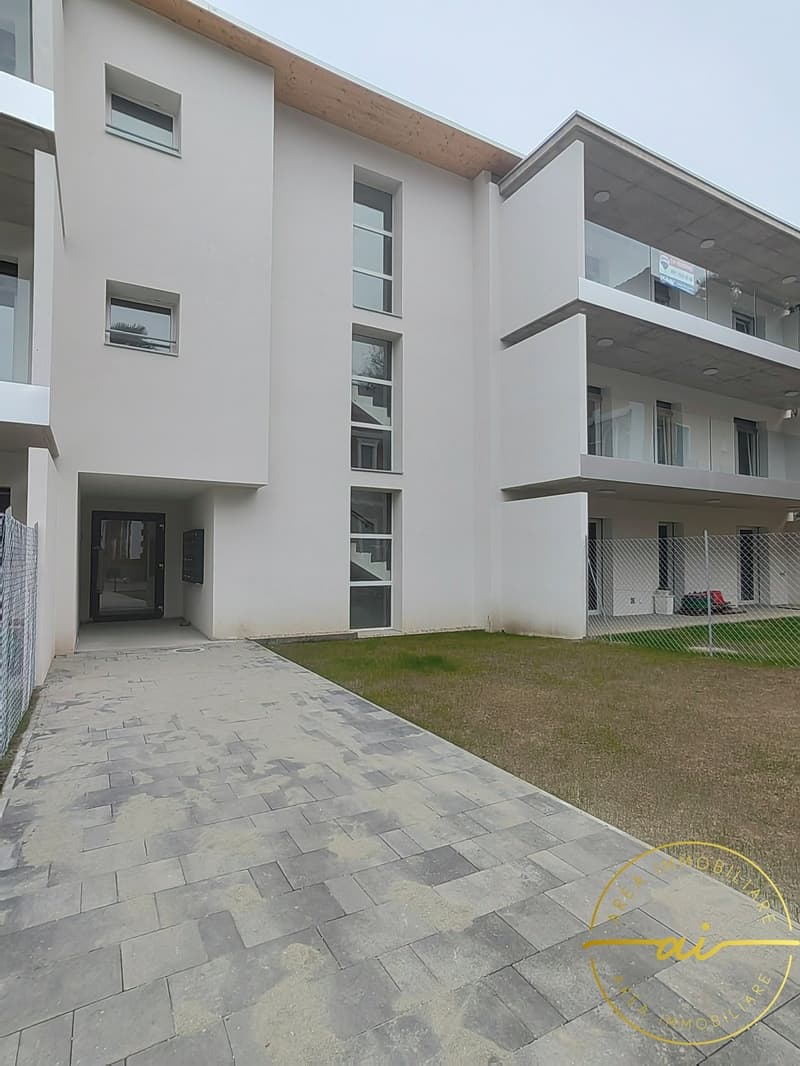 APPARTAMENTO DI 3.5 LOCALI AL SECONDO PIANO NELLA NUOVA RESIDENZA REGINA (11)