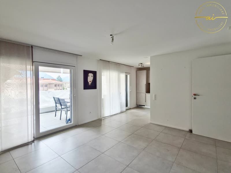 MODERNO APPARTAMENTO DI 3.5 LOCALI CON AMPIA TERRAZZA A GIUBIASCO (1)