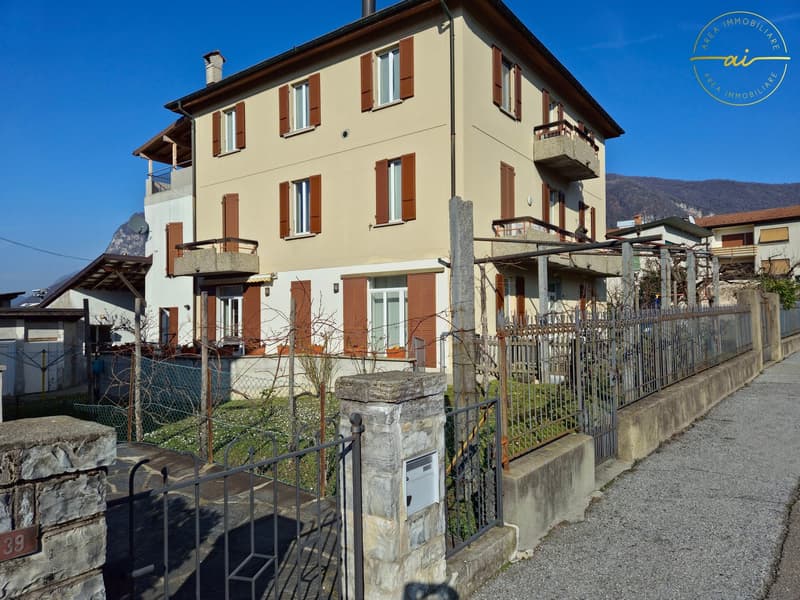 APPARTAMENTO DI 4 LOCALI CON AMPIA TERRAZZA COPERTA A MENDRISIO A REDDITO (10)