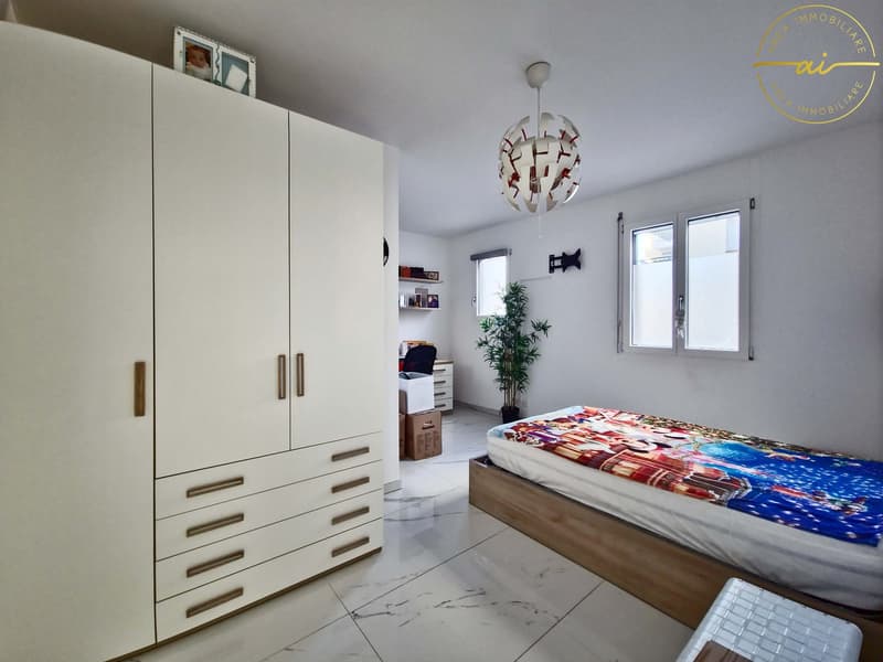 ELEGANTE E LUMINOSO 4.5 LOCALI CON GIARDINO PRIVATO A VIGANELLO (13)