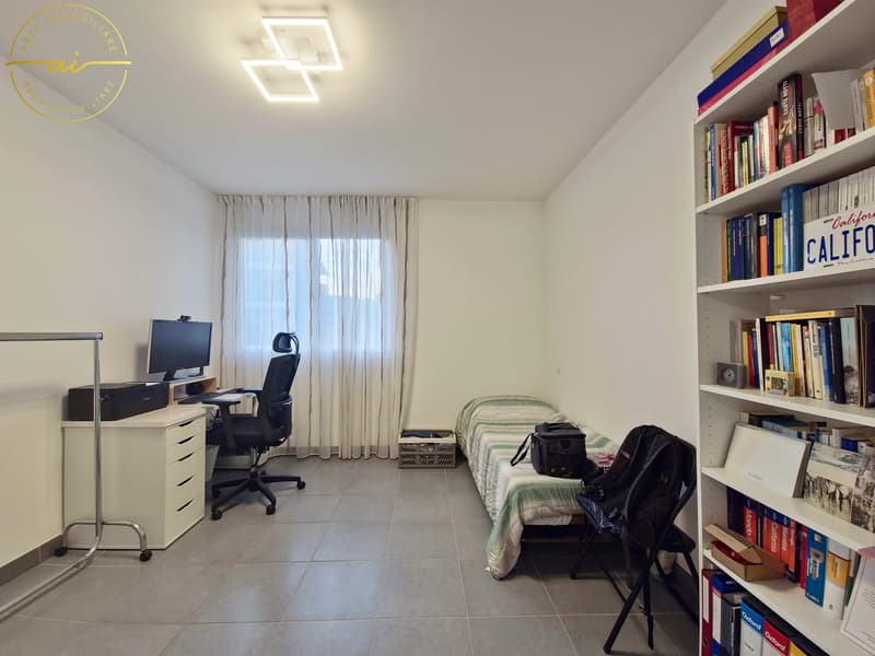 LUMINOSO APPARTAMENTO DI 3.5 LOCALI CON VISTA APERTA A PREGASSONA (16)