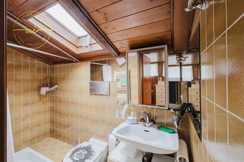 Casa unifamiliare con giardino e piscina a Cresciano (16)