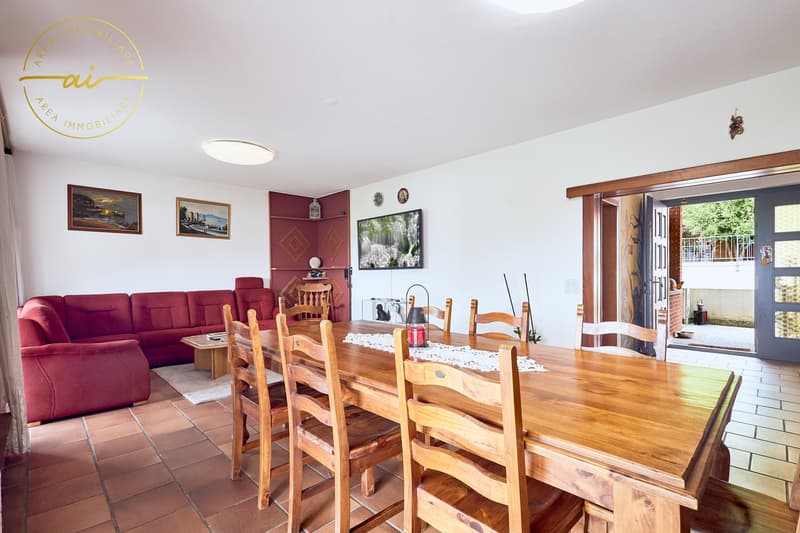 SPAZIOSA CASA CON 3 UNITÀ ABITATIVE E GIARDINO DI 400 MQ (15)