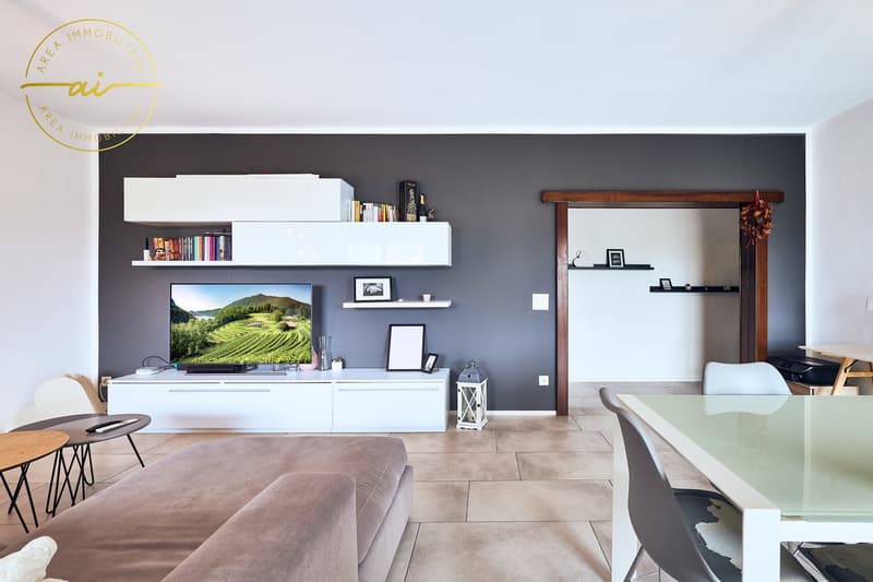 SPAZIOSA CASA CON 3 UNITÀ ABITATIVE E GIARDINO DI 400 MQ (6)