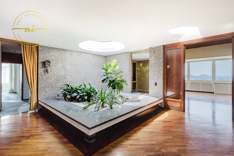 PRESTIGIOSA VILLA BIFAMILIARE CON PISCINA E AMPI SPAZI – OPPORTUNITÀ UNICA (3)