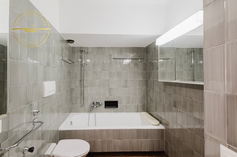 PRESTIGIOSA VILLA BIFAMILIARE CON PISCINA E AMPI SPAZI – OPPORTUNITÀ UNICA (17)