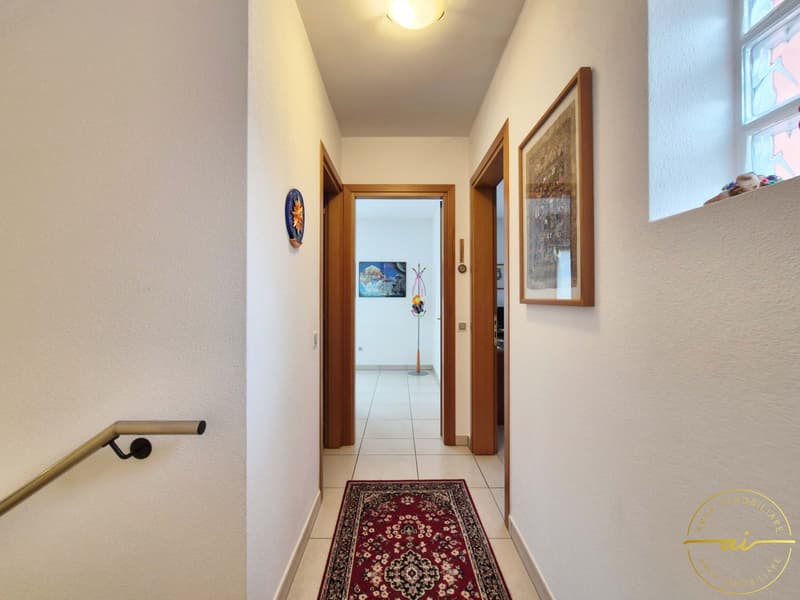 LUMINOSA CASA DI TESTA DI 5.5 LOCALI NEL VERDE (14)