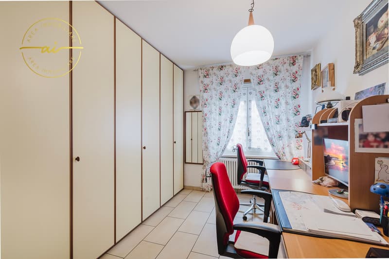 Casa unifamiliare con giardino e piscina a Cresciano (11)