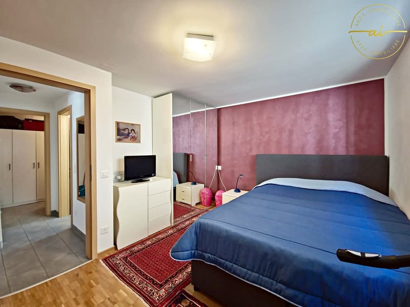 ACCOGLIENTE DUPLEX DI 4.5 LOCALI CON GRANDE SPAZIO ESTERNO PRIVATO A MAGLIASO (15)