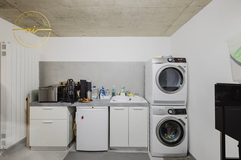 MODERNA VILLA UNIFAMILIARE CON GIARDINO A LIGORNETTO (17)