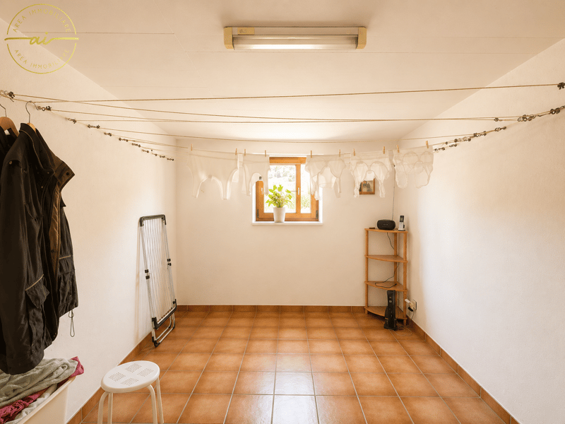 ACCOGLIENTE E CURATA CASA UNIFAMILIARE CON GIARDINO (17)