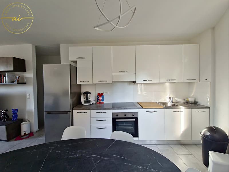 MODERNO APPARTAMENTO 3.5 LOCALI A MORBIO INFERIORE (4)