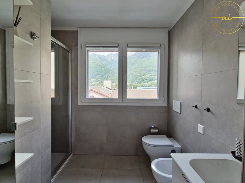 MODERNO APPARTAMENTO DI 3.5 LOCALI CON AMPIA TERRAZZA A GIUBIASCO (10)