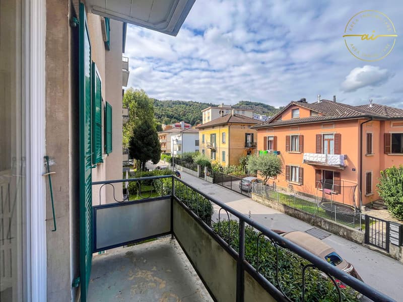 Appartamento 3.5 locali con doppio balcone a Chiasso (8)