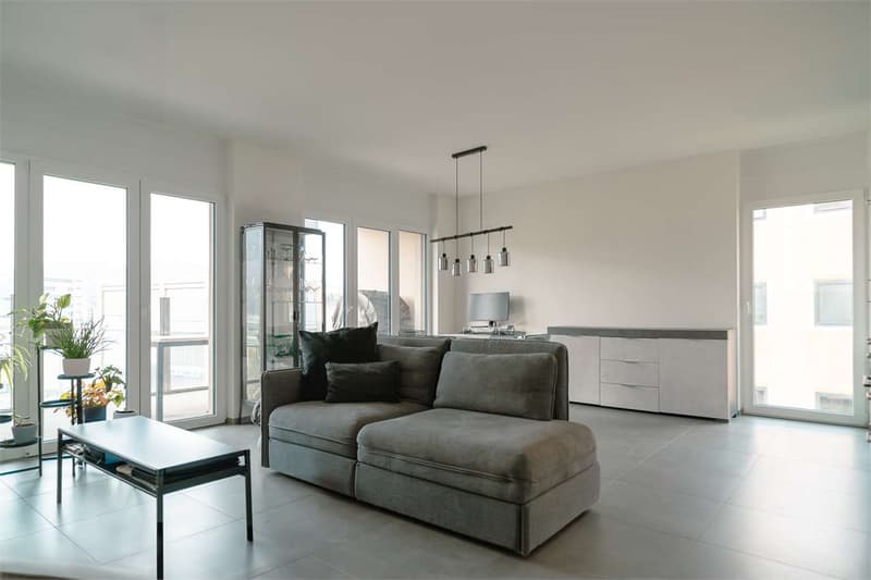 6828 Balerna