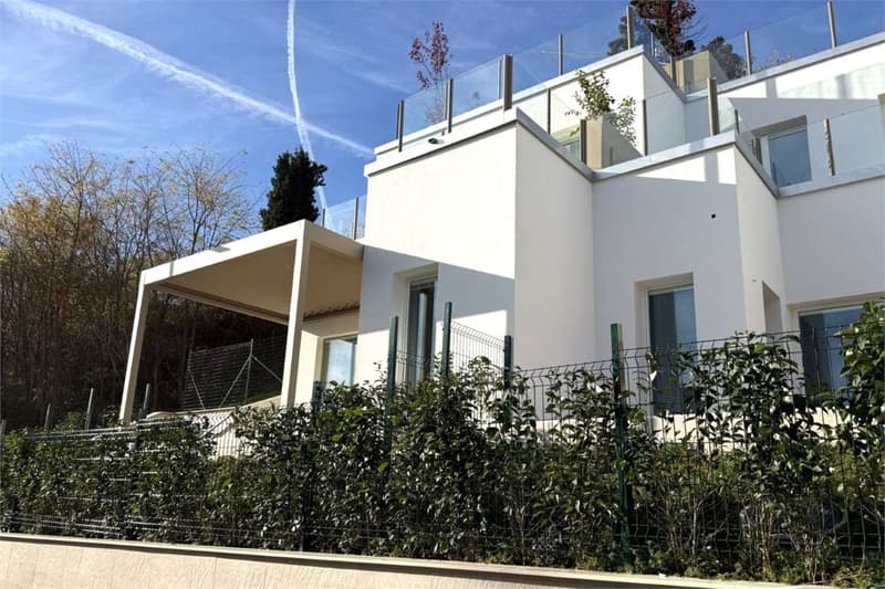 Villa di Nuova Costruzione (4)