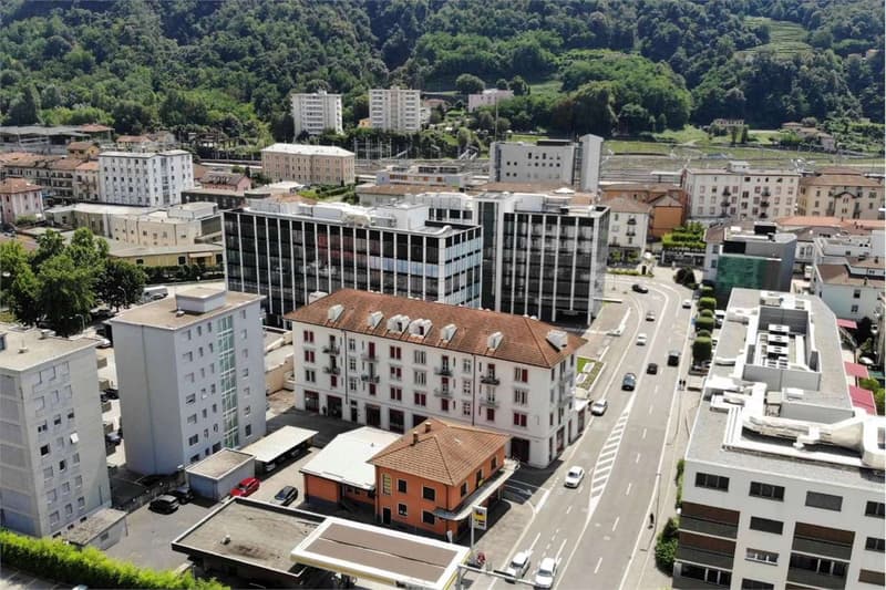 PALAZZINA A REDDITO NEL CENTRO DI CHIASSO (2)
