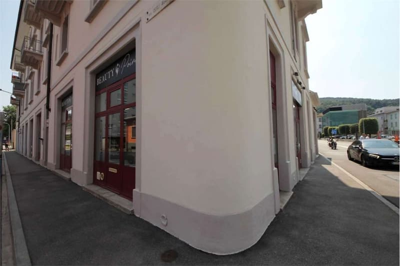PALAZZINA A REDDITO NEL CENTRO DI CHIASSO (5)