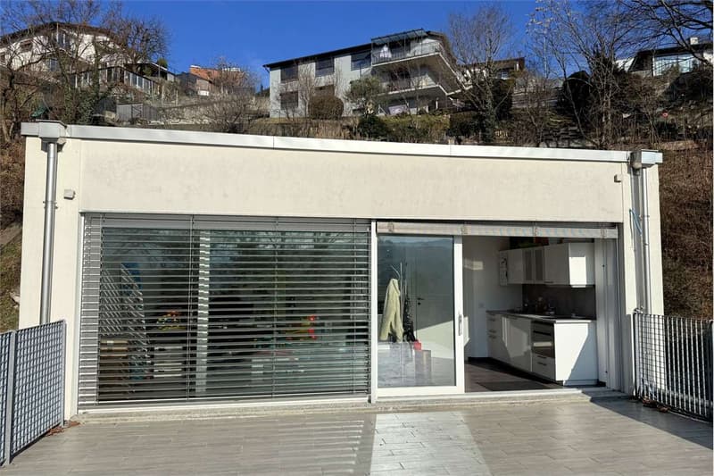 Appartamento monolocale con grande terrazzo (5)
