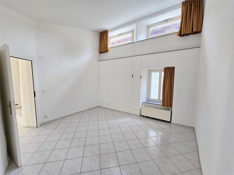 Stabio Nucleo - Caratteristica Casa di Corte di 5.5 Locali con Mansard (12)