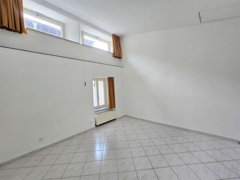 Stabio Nucleo - Caratteristica Casa di Corte di 5.5 Locali con Mansard (9)
