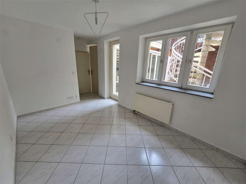 Stabio Nucleo - Caratteristica Casa di Corte di 5.5 Locali con Mansard (5)
