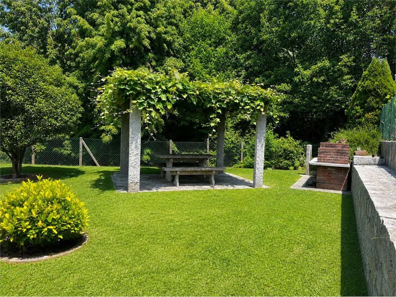 Luminoso app. con giardino e palestra condominiale (3)