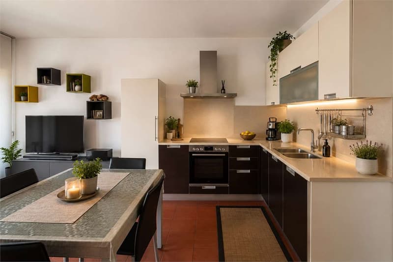 Luminoso 3.5 locali con terrazzo in residenza signorile (4)