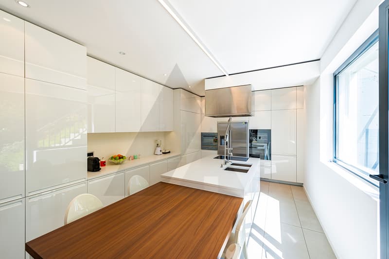 MODERNA VILLA IN POSIZIONE DOMINANTE A LUGANO (5)