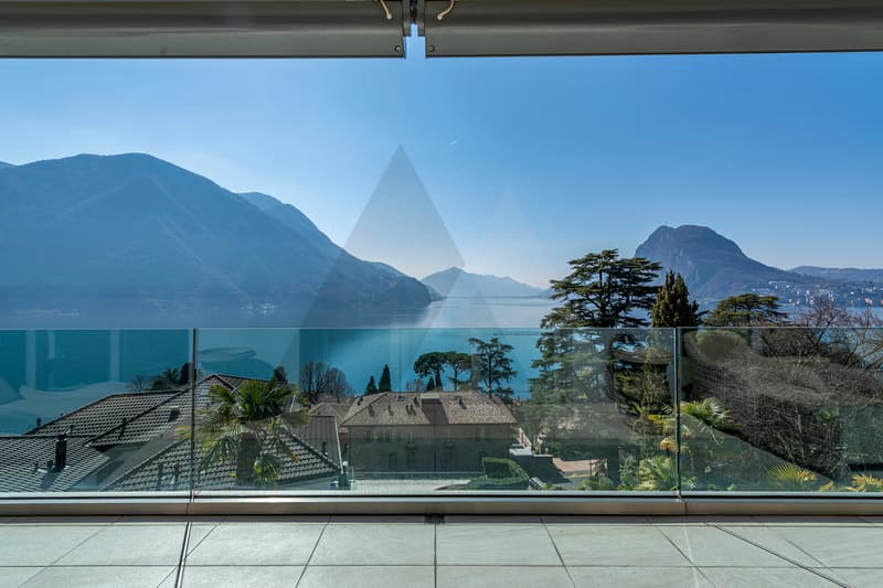 LUSSUOSO ATTICO VISTA LAGO A CASTAGNOLA (9)