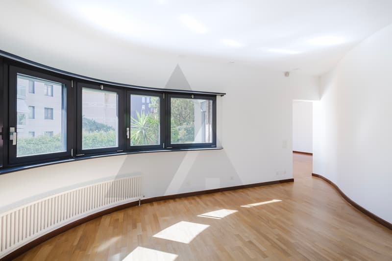 APPARTAMENTO CON GIARDINO IN POSIZIONE CENTRALE (6)