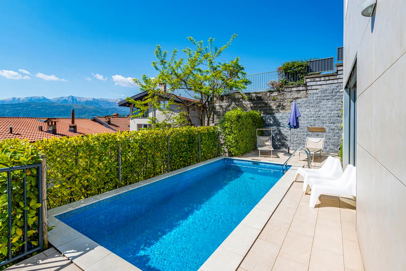 MODERNA VILLA IN POSIZIONE DOMINANTE A LUGANO (7)