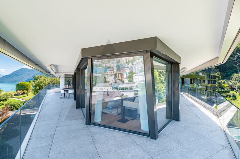 APPARTAMENTO VISTA LAGO IN UN MODERNO COMPLESSO RESIDENZIALE (13)