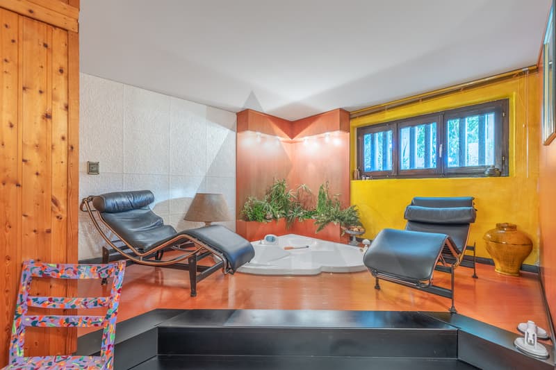 CASA UNIFAMILIARE CON AMPIO TERRENO A SAN PIETRO DI STABIO (12)