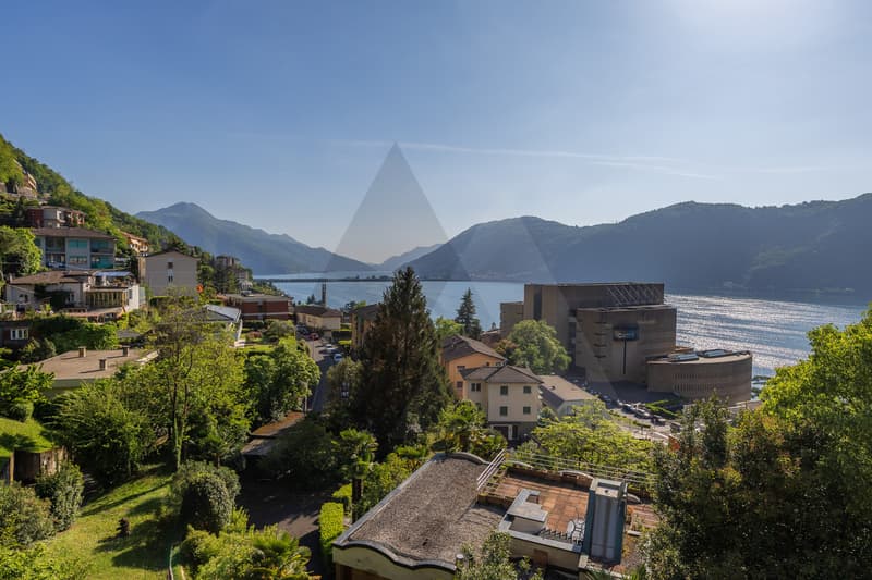 STUDIO ARREDATO CON TERRAZZA E VISTA LAGO (11)