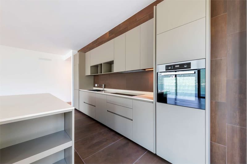 Bissone - Appartamento con stupenda vista lago (6)