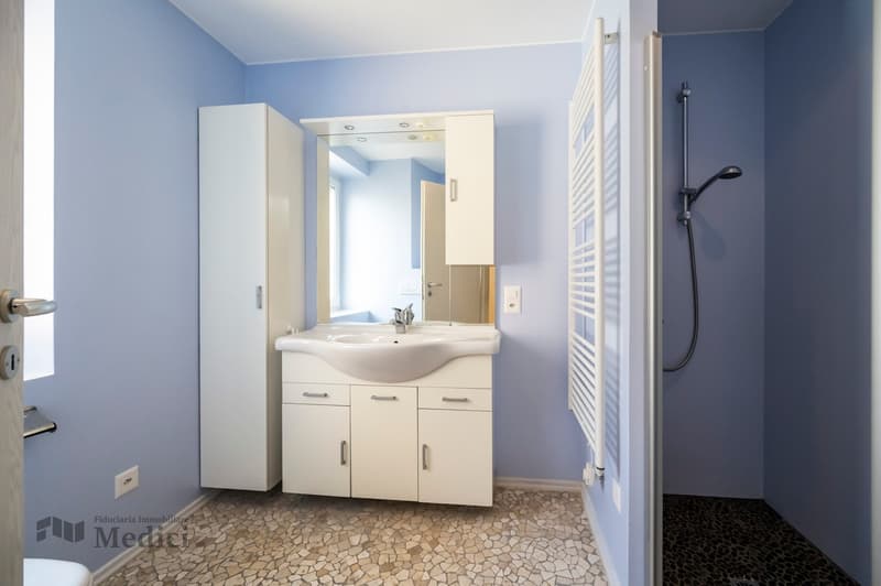 SOMAZZO - SPLENDIDA CASA DI NUCLEO CON MONOLOCALE ANNESSO (15)