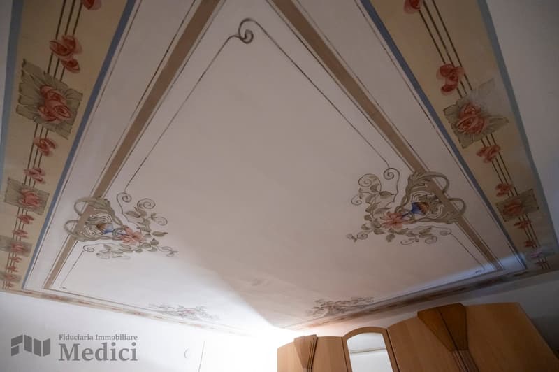 INCANTEVOLE ED ELEGANTE DIMORA STORICA NEL NUCLEO DI BESAZIO - AMMOBILIATA (11)