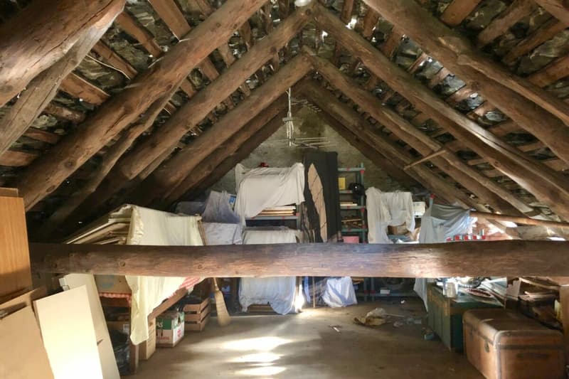 VERKAUFT ! Gemütliches Landhaus mit herrlichem Grundstück in ganzjähriger Sonnenlage (30)