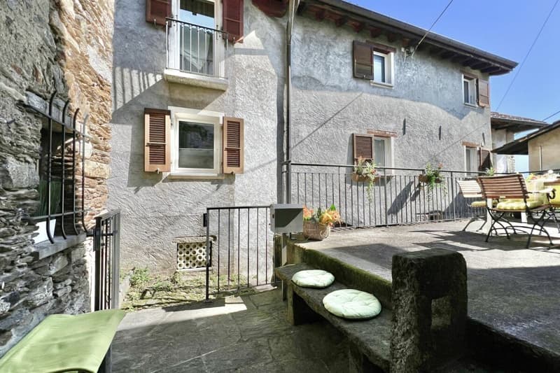 Casa Rossorino - Charming Ticino stone house with garden and parking (54)