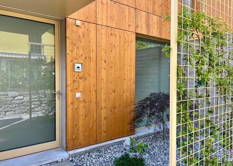 Einfamilien-/Reihenhaus mit Garten und 2 Parkplätzen (15)