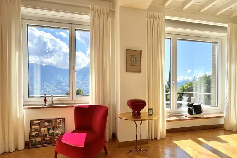 Maison de maître avec grand jardin et vue sur le lac à 180° (17)